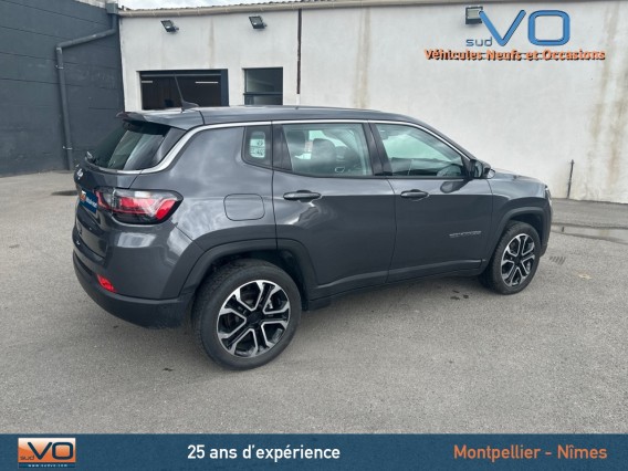 Aperçu de la photo 37 du véhicule JEEP COMPASS