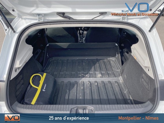Aperçu de la photo 18 du véhicule RENAULT CLIO V SOCIETE