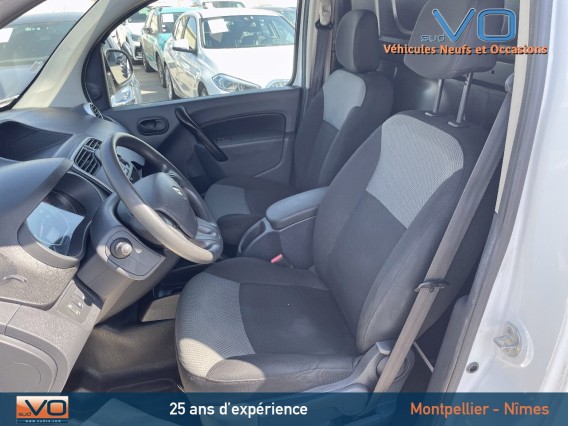 Aperçu de la photo 16 du véhicule RENAULT KANGOO EXPRESS