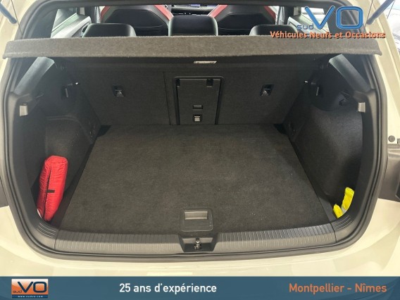 Aperçu de la photo 18 du véhicule VOLKSWAGEN GOLF