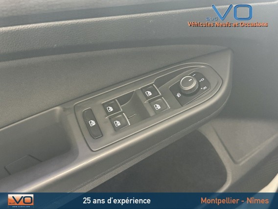 Aperçu de la photo 27 du véhicule VOLKSWAGEN GOLF