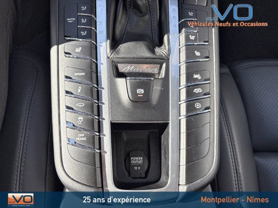 Aperçu de la photo 11 du véhicule PORSCHE MACAN