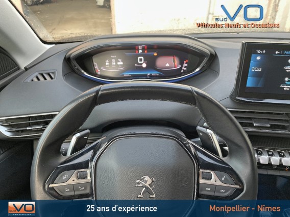 Aperçu de la photo 17 du véhicule PEUGEOT 3008