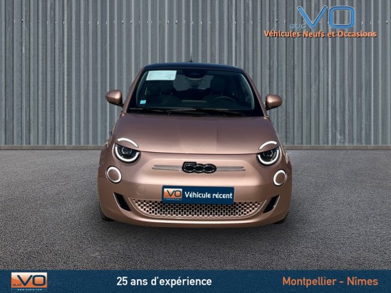 Aperçu de la photo 2 du véhicule FIAT 500e BERLINE