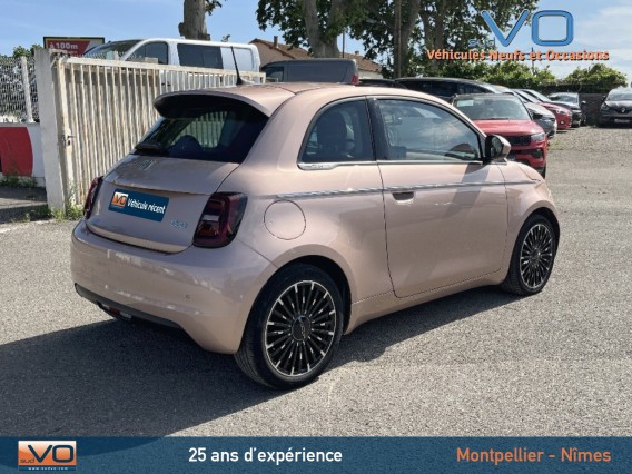 Aperçu de la photo 31 du véhicule FIAT 500e BERLINE
