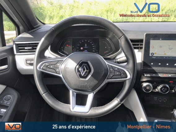 Aperçu de la photo 10 du véhicule RENAULT CLIO V
