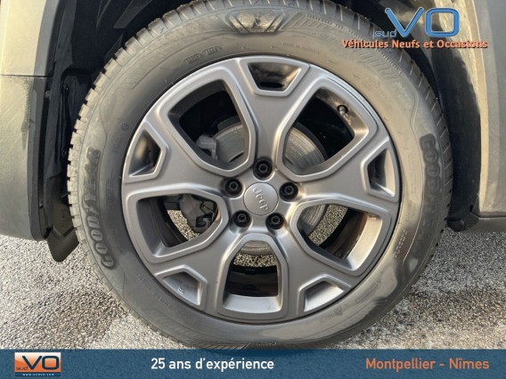 Aperçu de la photo 19 du véhicule JEEP RENEGADE