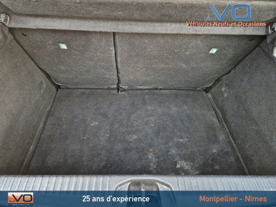 Aperçu de la photo 18 du véhicule RENAULT CLIO V