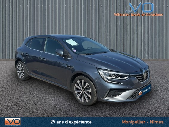 Aperçu de la photo 1 du véhicule RENAULT MEGANE IV BERLINE