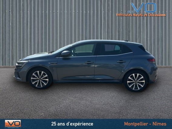 Aperçu de la photo 4 du véhicule RENAULT MEGANE IV BERLINE