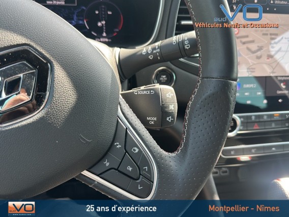 Aperçu de la photo 22 du véhicule RENAULT MEGANE IV BERLINE