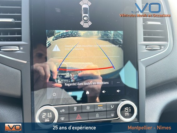 Aperçu de la photo 23 du véhicule RENAULT MEGANE IV BERLINE