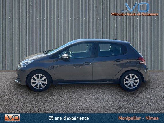 Aperçu de la photo 4 du véhicule PEUGEOT 208