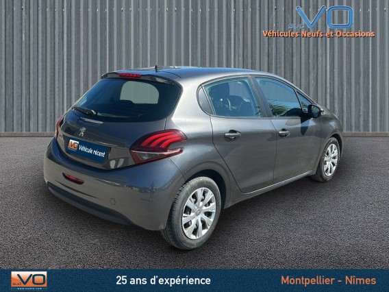 Aperçu de la photo 7 du véhicule PEUGEOT 208