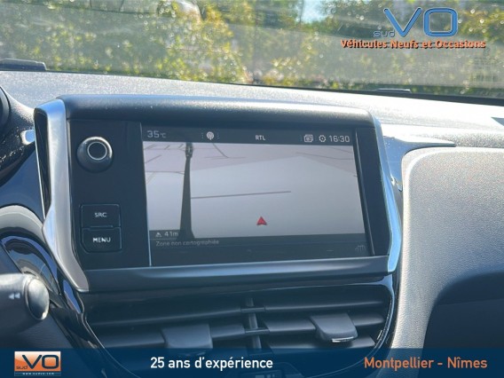 Aperçu de la photo 15 du véhicule PEUGEOT 208