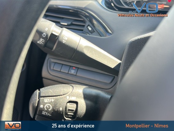Aperçu de la photo 25 du véhicule PEUGEOT 208