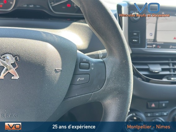 Aperçu de la photo 26 du véhicule PEUGEOT 208