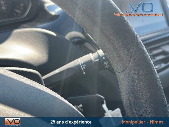 Aperçu de la photo 27 du véhicule PEUGEOT 208