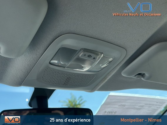 Aperçu de la photo 28 du véhicule PEUGEOT 208
