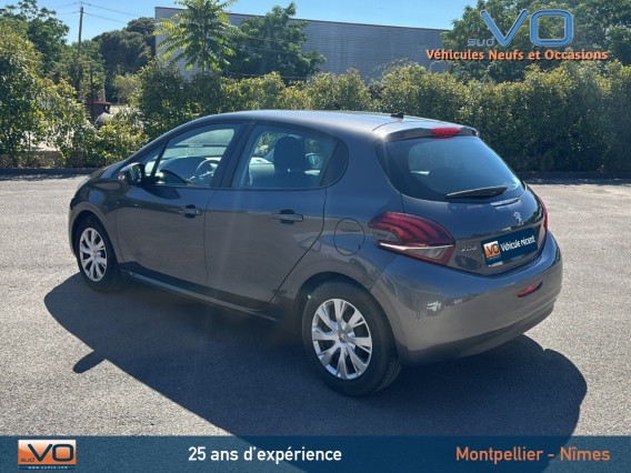 Aperçu de la photo 33 du véhicule PEUGEOT 208