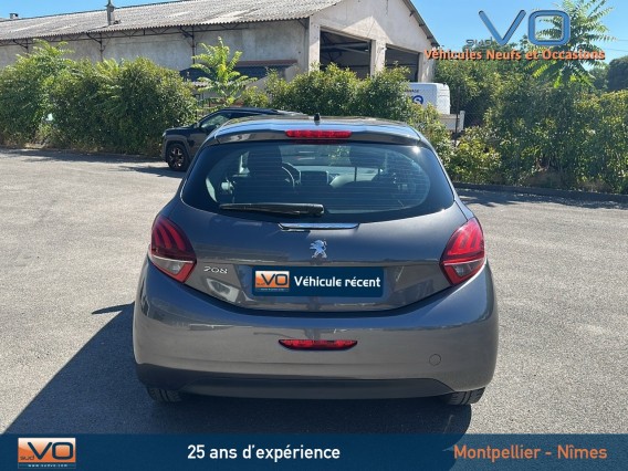 Aperçu de la photo 34 du véhicule PEUGEOT 208