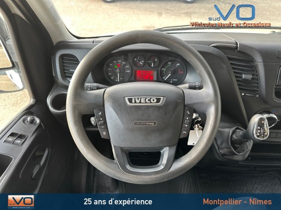 Aperçu de la photo 8 du véhicule IVECO DAILY CHASSIS CABINE