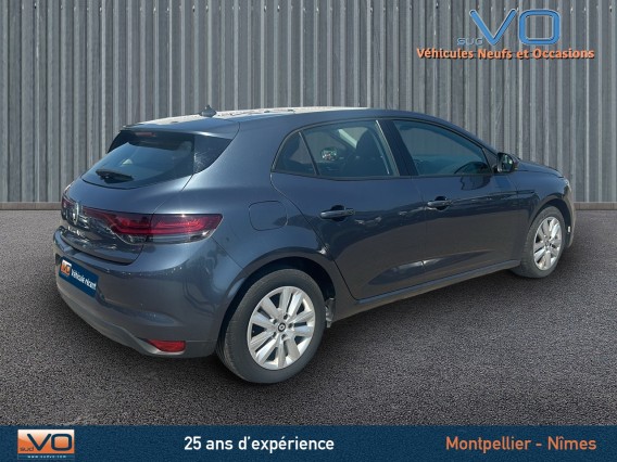 Aperçu de la photo 7 du véhicule RENAULT MEGANE IV BERLINE