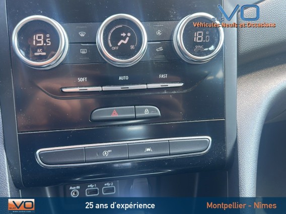 Aperçu de la photo 14 du véhicule RENAULT MEGANE IV BERLINE
