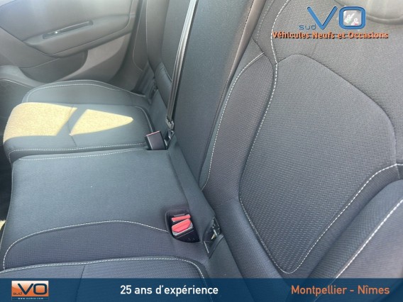 Aperçu de la photo 17 du véhicule RENAULT MEGANE IV BERLINE