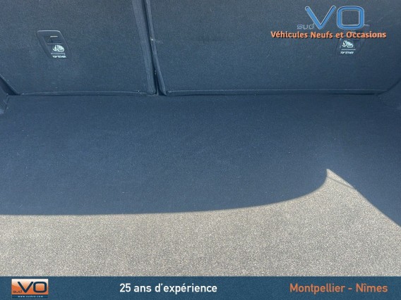 Aperçu de la photo 18 du véhicule RENAULT MEGANE IV BERLINE