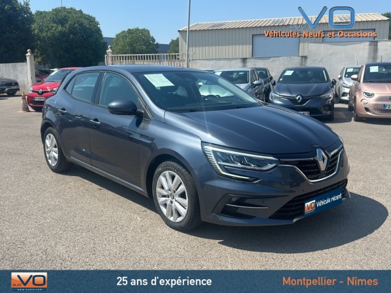Aperçu de la photo 24 du véhicule RENAULT MEGANE IV BERLINE