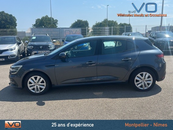 Aperçu de la photo 27 du véhicule RENAULT MEGANE IV BERLINE