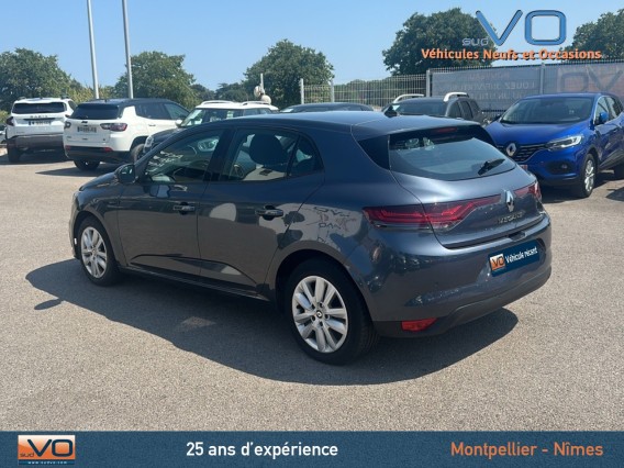Aperçu de la photo 28 du véhicule RENAULT MEGANE IV BERLINE