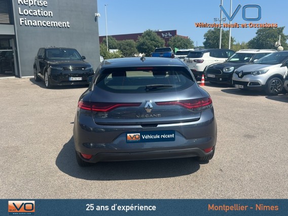 Aperçu de la photo 29 du véhicule RENAULT MEGANE IV BERLINE