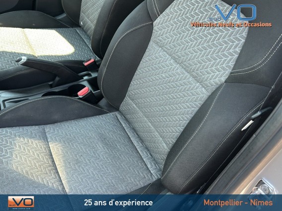 Aperçu de la photo 16 du véhicule RENAULT CLIO V