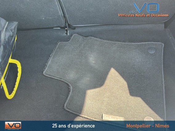 Aperçu de la photo 18 du véhicule RENAULT CLIO V