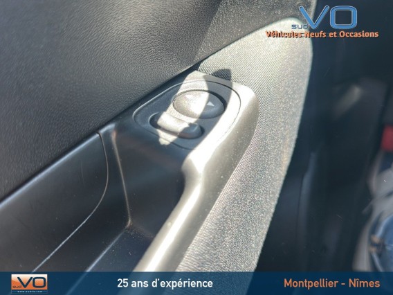 Aperçu de la photo 12 du véhicule FIAT 500C