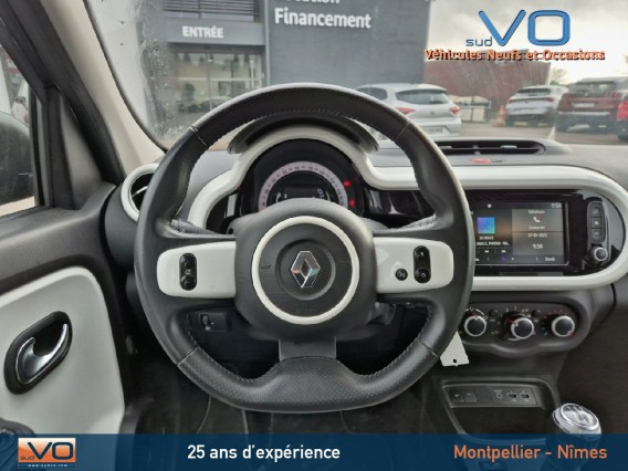 Aperçu de la photo 10 du véhicule RENAULT TWINGO III
