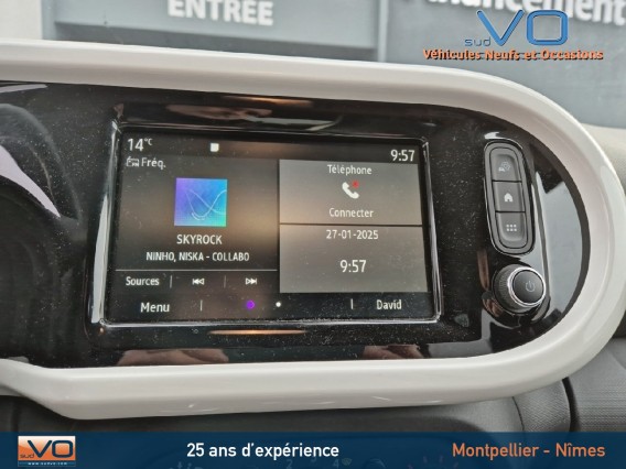 Aperçu de la photo 15 du véhicule RENAULT TWINGO III