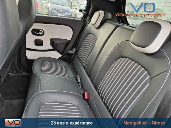 Aperçu de la photo 17 du véhicule RENAULT TWINGO III