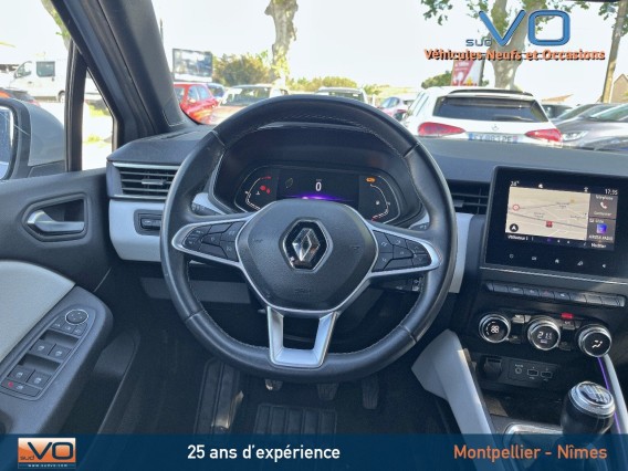 Aperçu de la photo 10 du véhicule RENAULT CLIO V