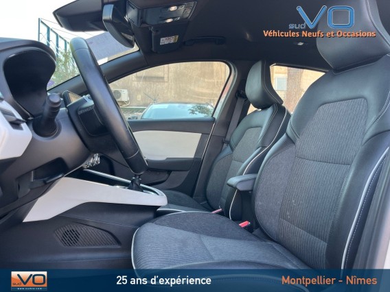 Aperçu de la photo 16 du véhicule RENAULT CLIO V