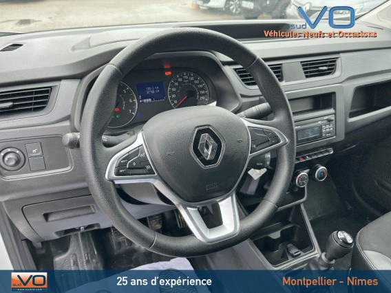 Aperçu de la photo 10 du véhicule RENAULT EXPRESS VAN