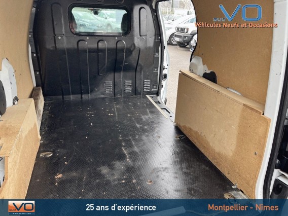 Aperçu de la photo 17 du véhicule RENAULT EXPRESS VAN