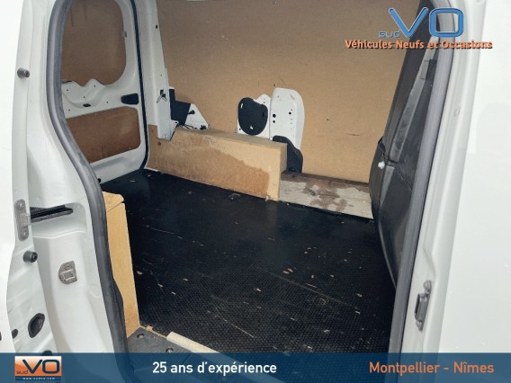 Aperçu de la photo 18 du véhicule RENAULT EXPRESS VAN
