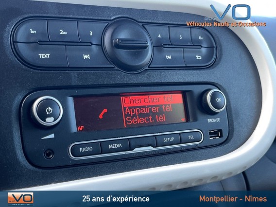 Aperçu de la photo 15 du véhicule RENAULT TWINGO III