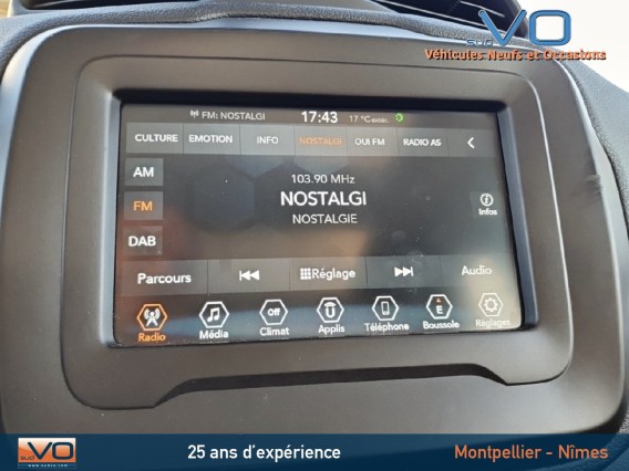 Aperçu de la photo 15 du véhicule JEEP RENEGADE