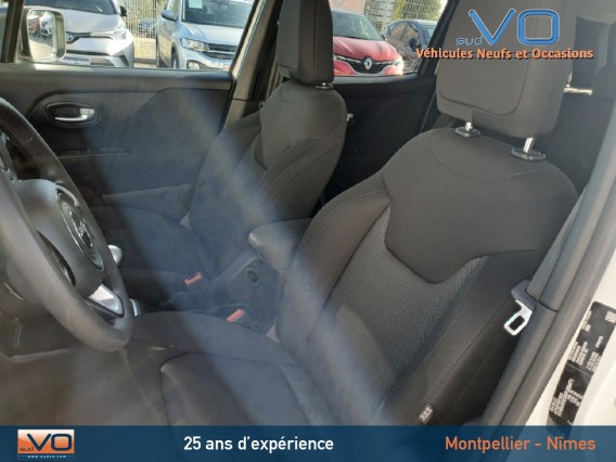 Aperçu de la photo 16 du véhicule JEEP RENEGADE