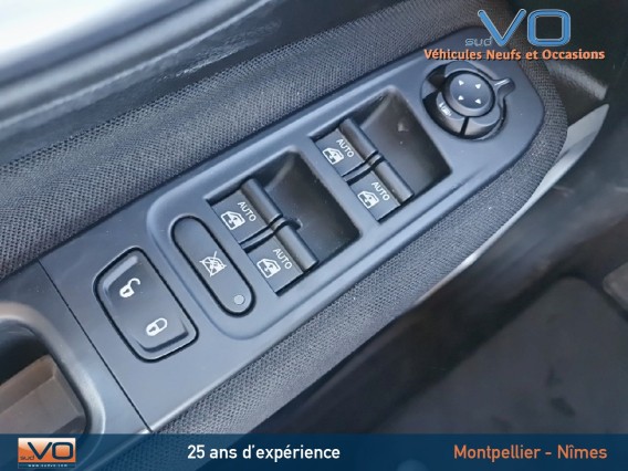 Aperçu de la photo 25 du véhicule JEEP RENEGADE