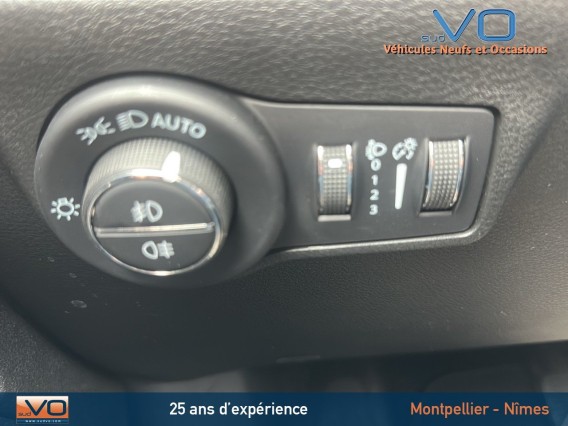 Aperçu de la photo 20 du véhicule JEEP COMPASS